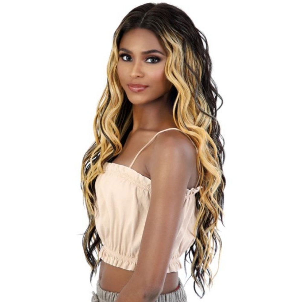 NWT! MOTOWN TRESS- Vienna